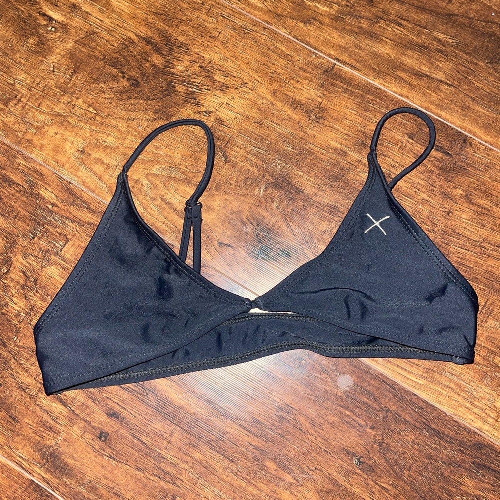 BoutineLa top